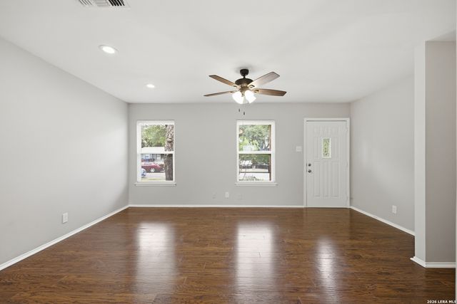 634 Pinewood, San Antonio, TX 78216