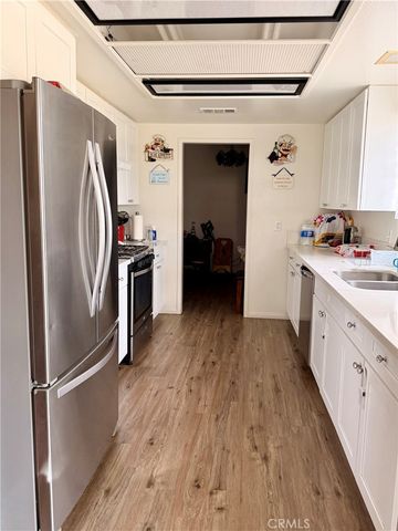 43127 40th E, Lancaster, CA 93535