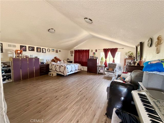 43127 40th E, Lancaster, CA 93535