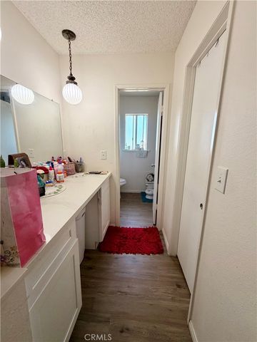 43127 40th E, Lancaster, CA 93535