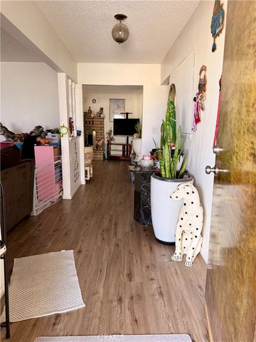43127 40th E, Lancaster, CA 93535