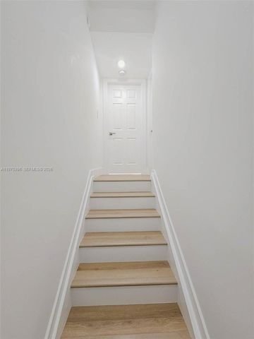 17911 NW 68th Ave O208, Hialeah, FL 33015