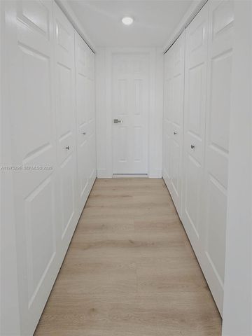 17911 NW 68th Ave O208, Hialeah, FL 33015