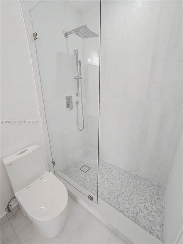 17911 NW 68th Ave O208, Hialeah, FL 33015