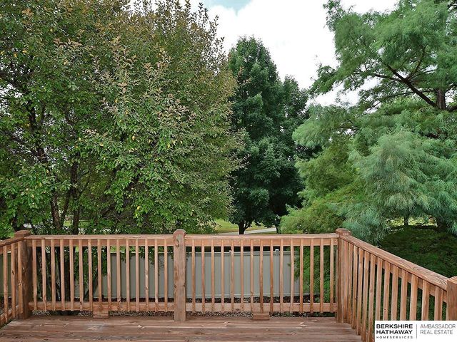 2505 Blackhawk Drive, Bellevue, NE 68123