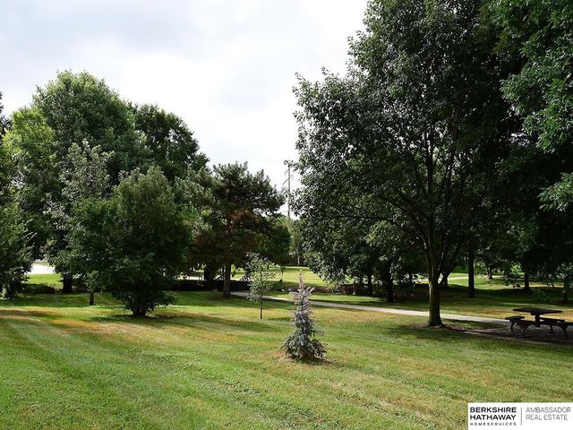 2505 Blackhawk Drive, Bellevue, NE 68123