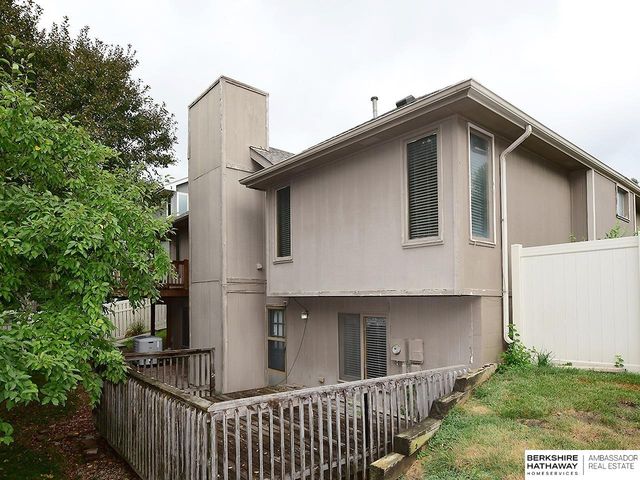 2505 Blackhawk Drive, Bellevue, NE 68123