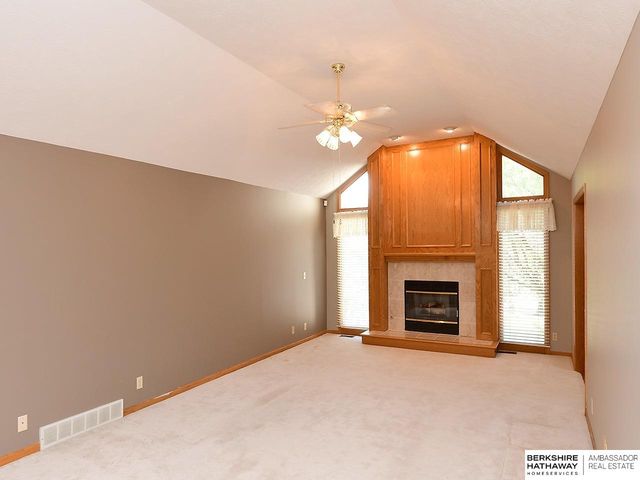 2505 Blackhawk Drive, Bellevue, NE 68123
