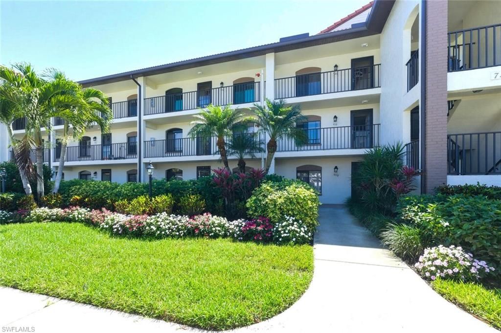 7260 Coventry CT 405, NAPLES, FL 34104 — photo 3