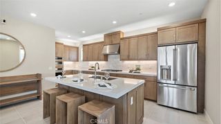 924 Chinon, Irvine, CA 92618