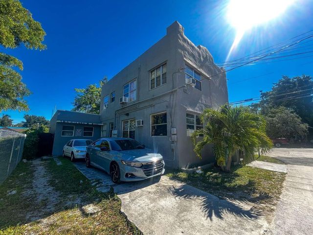 295 NE 55th Street, Miami, FL 33137