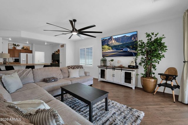 8338 S LOST MINE Road, Gold Canyon, AZ 85118