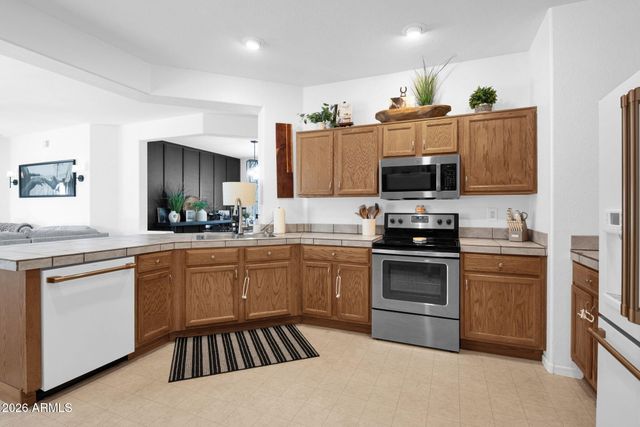 8338 S LOST MINE Road, Gold Canyon, AZ 85118