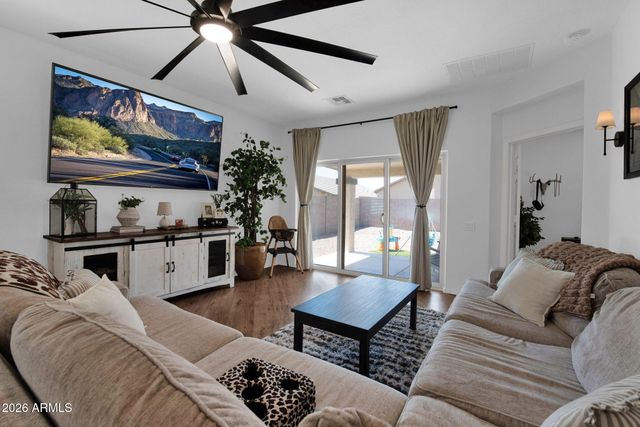 8338 S LOST MINE Road, Gold Canyon, AZ 85118