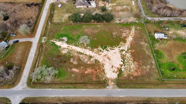 7525 Peregrine Street, Brookshire, TX 77423