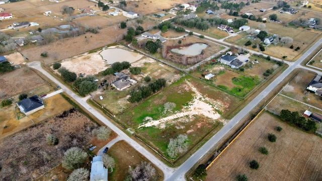 7525 Peregrine Street, Brookshire, TX 77423