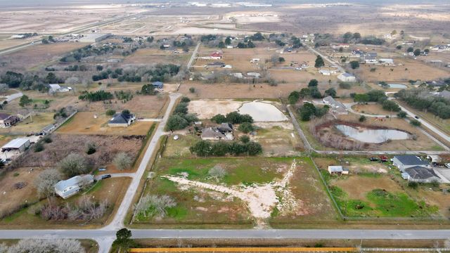 7525 Peregrine Street, Brookshire, TX 77423