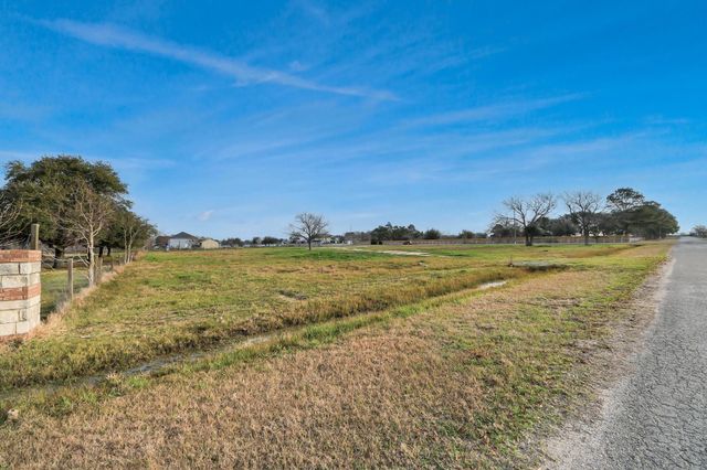 7525 Peregrine Street, Brookshire, TX 77423