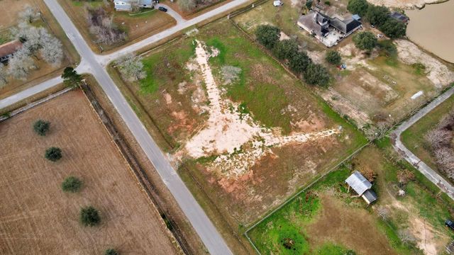 7525 Peregrine Street, Brookshire, TX 77423