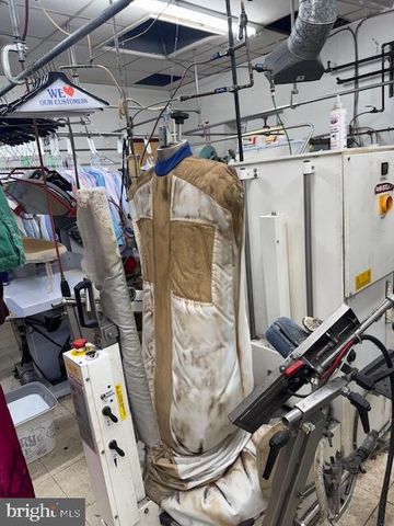 3100 CHAPEL AVE W, Cherry Hill, NJ 08002