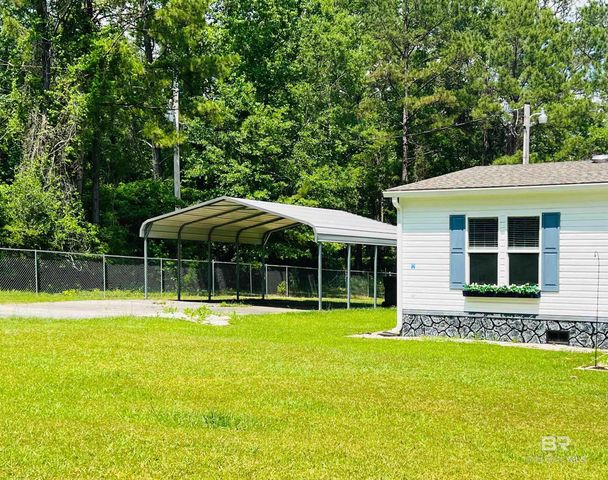 7860 Cliff's Landing Road, Bay Minette, AL 36507