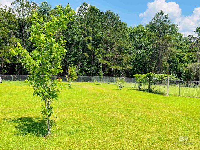 7860 Cliff's Landing Road, Bay Minette, AL 36507