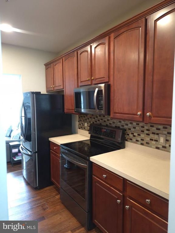 Image 5 of property listing at 9709 WOODYARD CIR, Upper Marlboro, MD 20772
