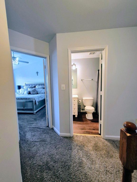 Image 7 of property listing at 9709 WOODYARD CIR, Upper Marlboro, MD 20772