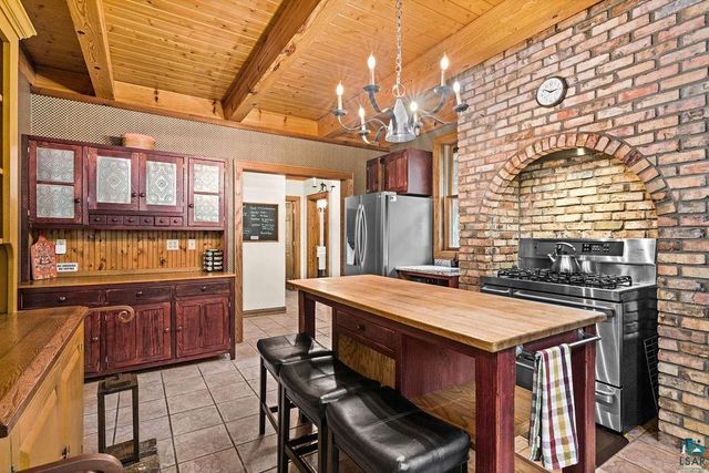 4822 E Tri Lakes Rd, Superior, WI 54880