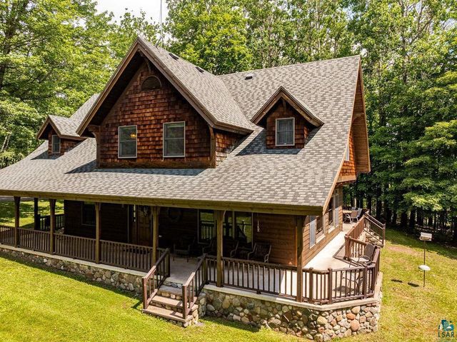 4822 E Tri Lakes Rd, Superior, WI 54880