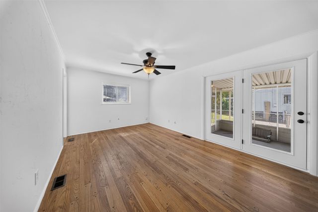 4921 S Norfolk Avenue, Tulsa, OK 74105