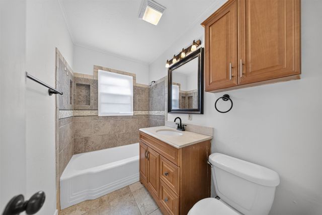 4921 S Norfolk Avenue, Tulsa, OK 74105
