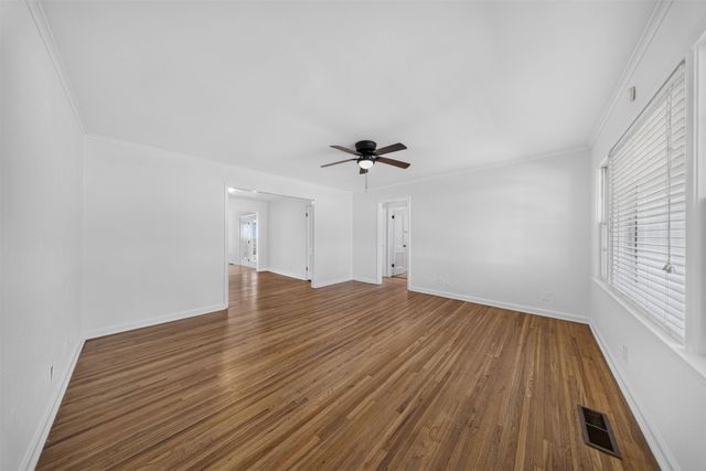 4921 S Norfolk Avenue, Tulsa, OK 74105