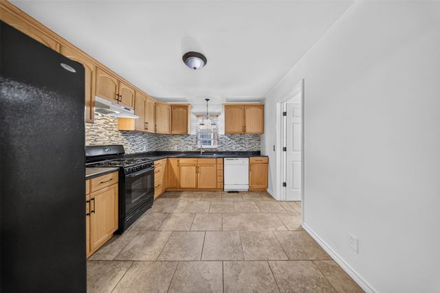 4921 S Norfolk Avenue, Tulsa, OK 74105
