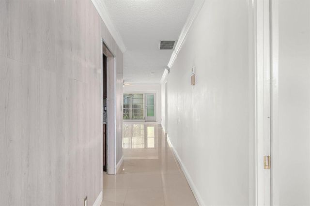 2601 Red Hibiscus Boulevard, Delray Beach, FL 33445