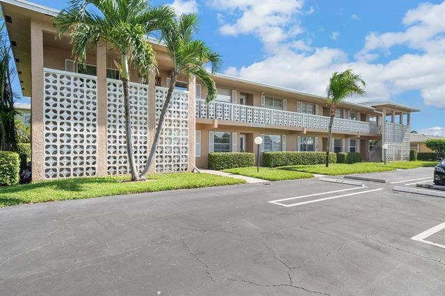 2601 Red Hibiscus Boulevard, Delray Beach, FL 33445