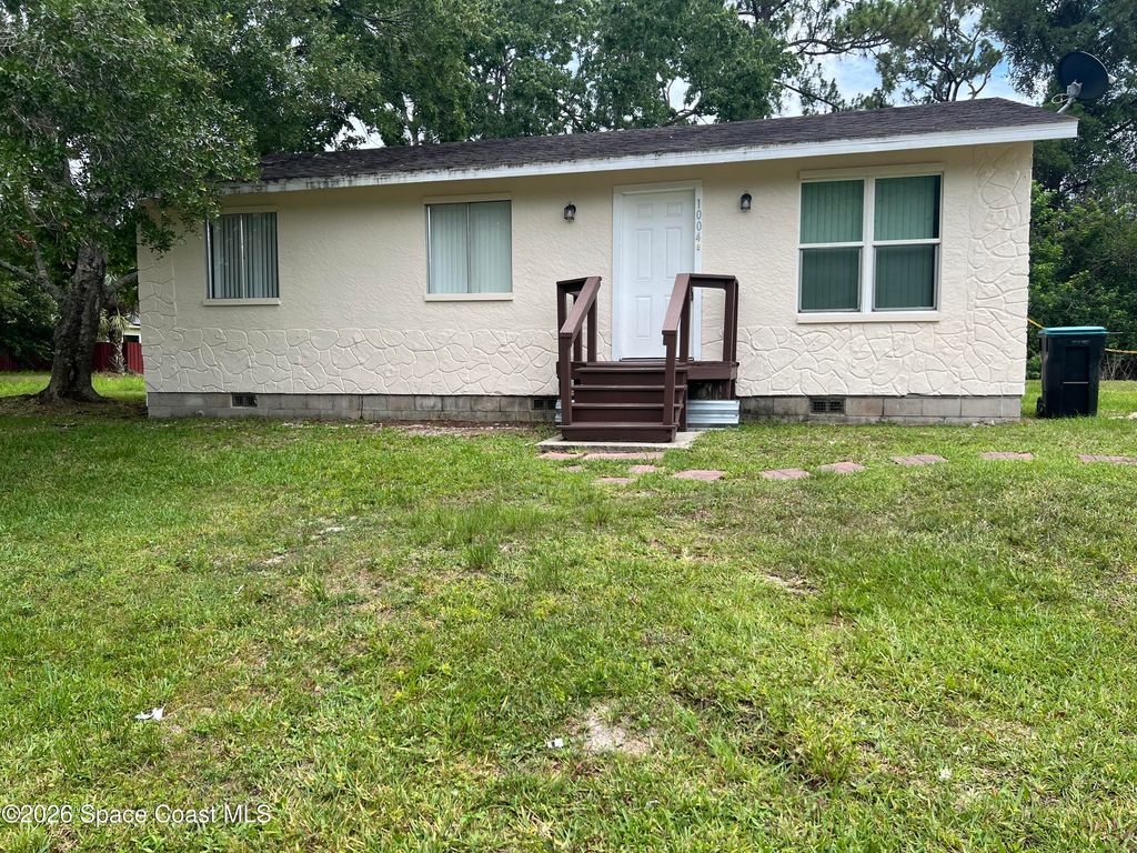 1004 Whisper Road SE, Palm Bay, FL 32909