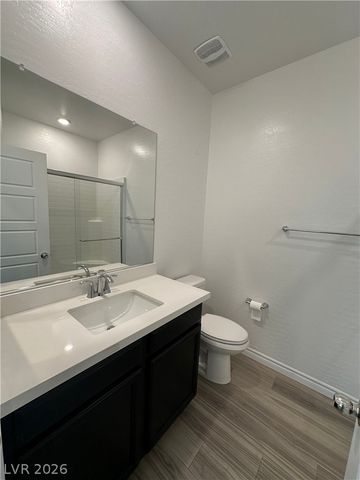 7318 North Decatur Boulevard 5, Las Vegas, NV 89131