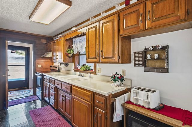 21414 Ridgeview Drive, Garfield, AR 72732