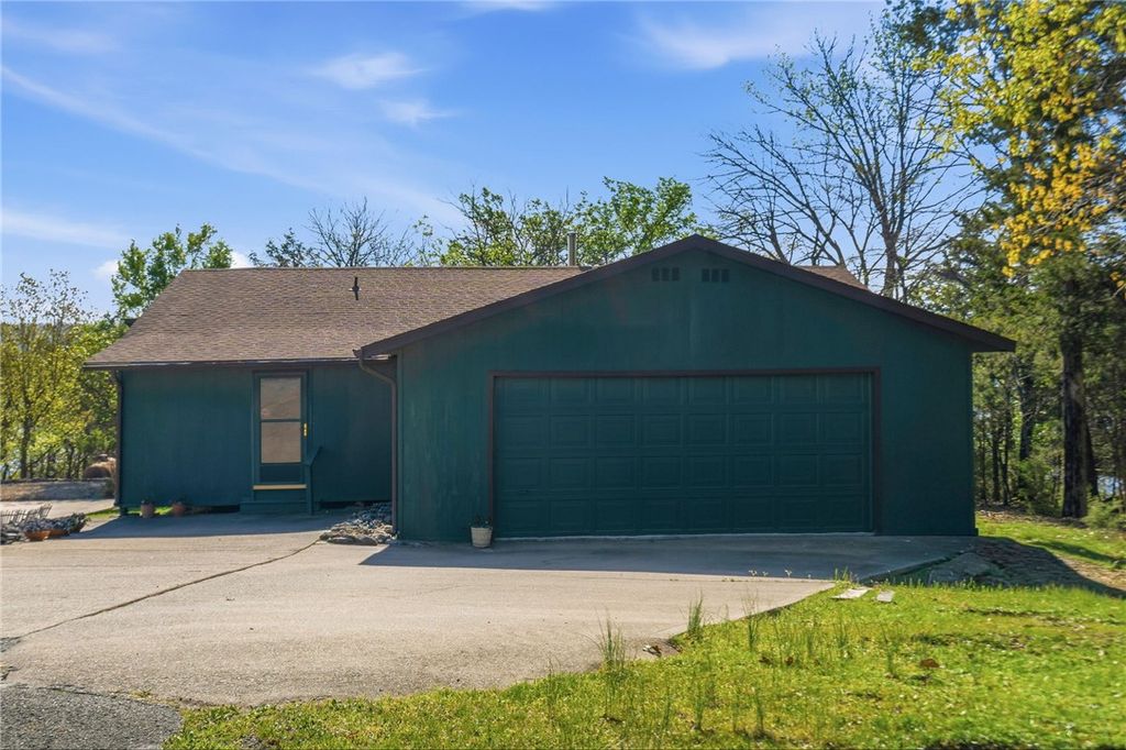 21414 Ridgeview Drive, Garfield, AR 72732
