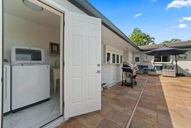 930 NE 182nd Terrace, North Miami Beach, FL 33162