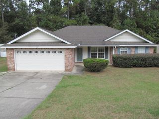 137 Monroe Creek Drive, Midway, FL 32343