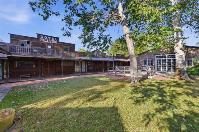 3475 Hillside Avenue, Norco, CA 92860