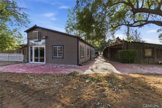 3475 Hillside Avenue, Norco, CA 92860