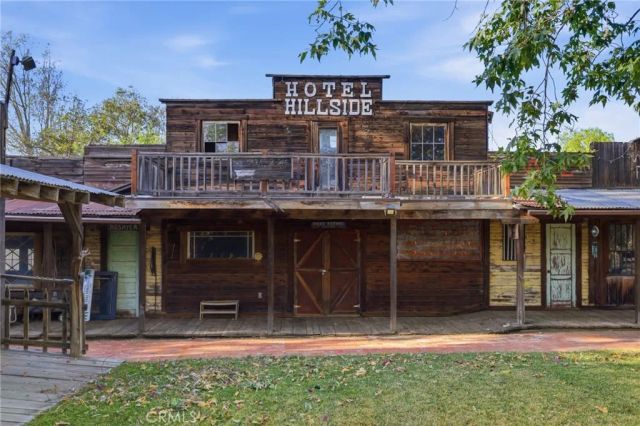 3475 Hillside Avenue, Norco, CA 92860