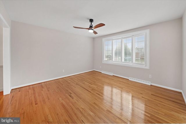 2109 NICHOLBY DR, Wilmington, DE 19808