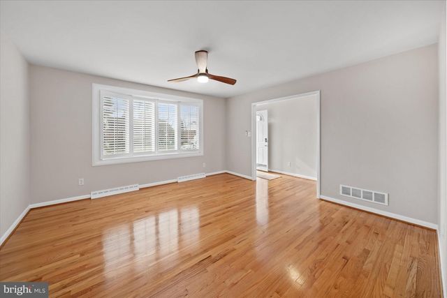 2109 NICHOLBY DR, Wilmington, DE 19808