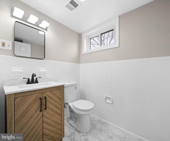 2109 NICHOLBY DR, Wilmington, DE 19808