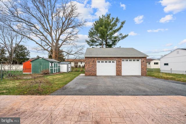 2109 NICHOLBY DR, Wilmington, DE 19808