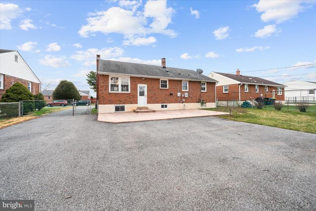 2109 NICHOLBY DR, Wilmington, DE 19808